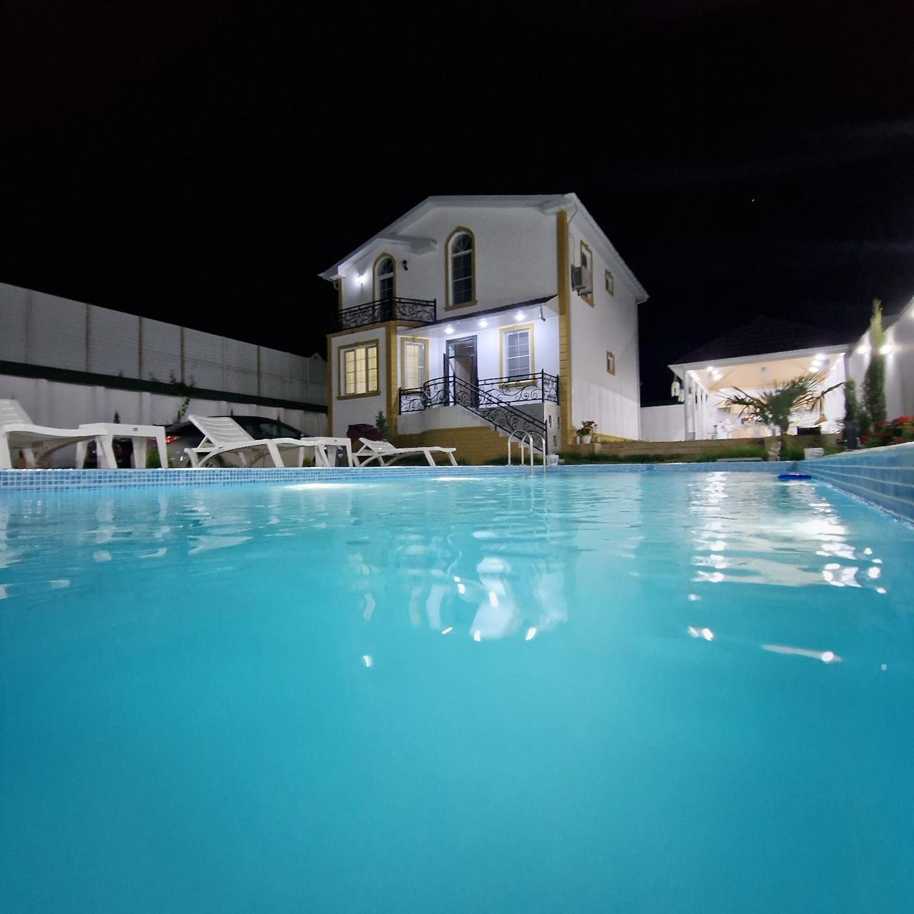 Villa 2