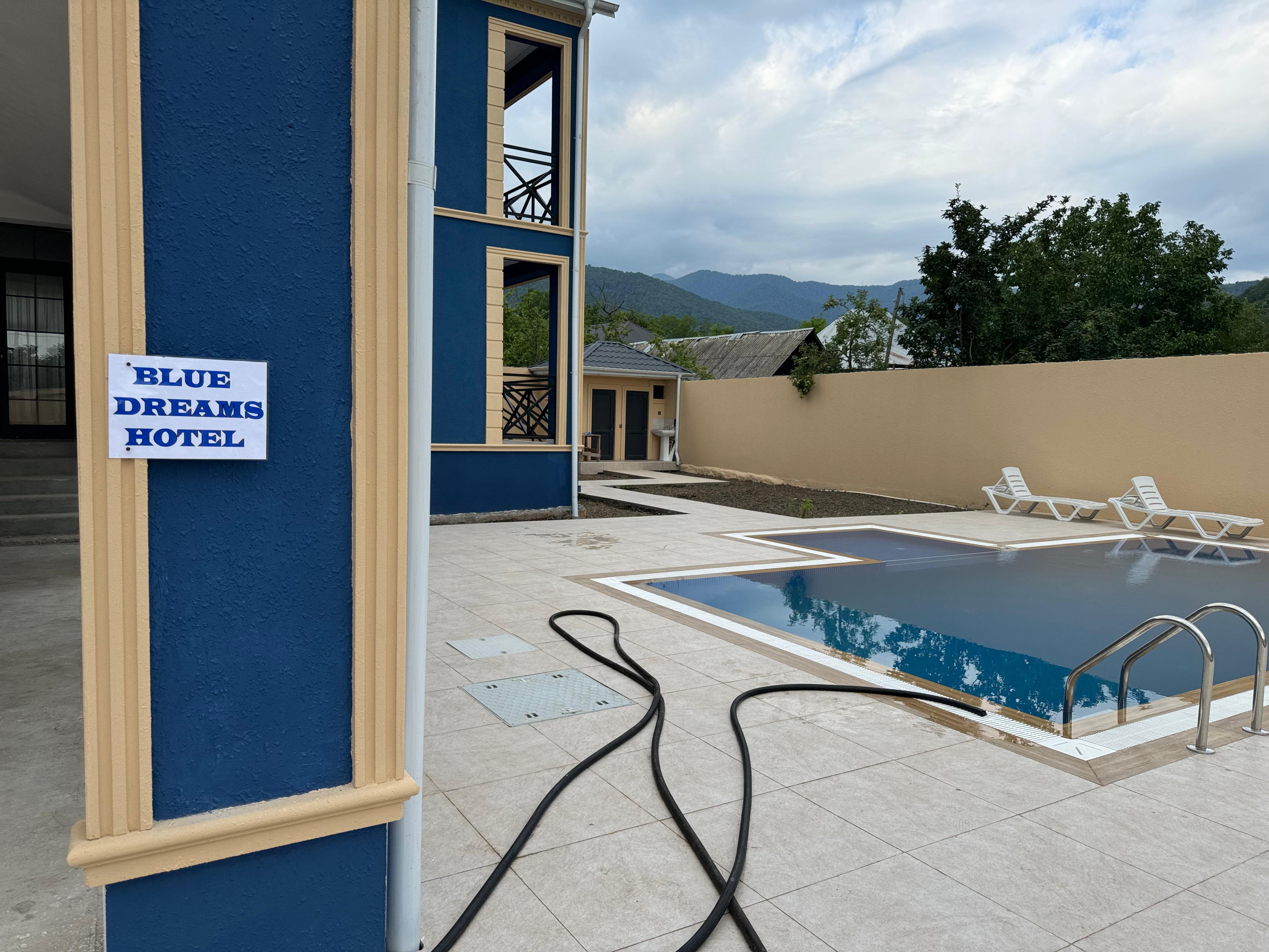 Villa 1